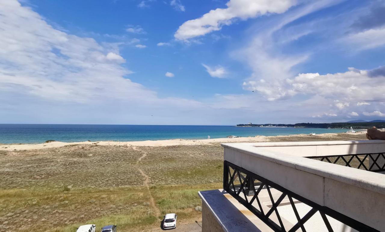 Teos Aparthotel