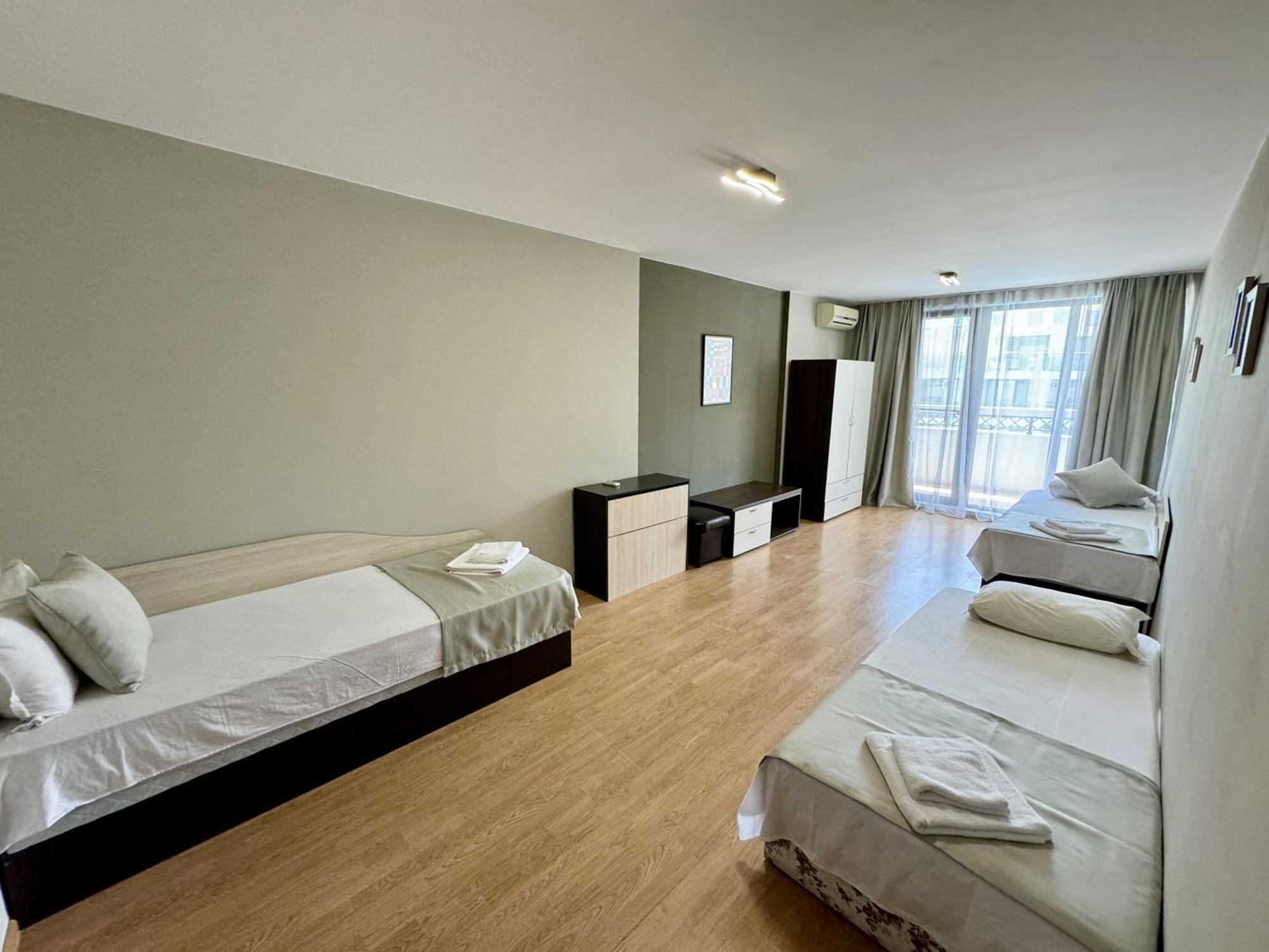 Aparthotel Teos